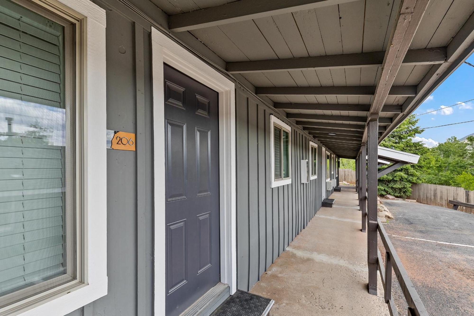 Venture At Route 66 Apartment Flagstaff Exterior photo